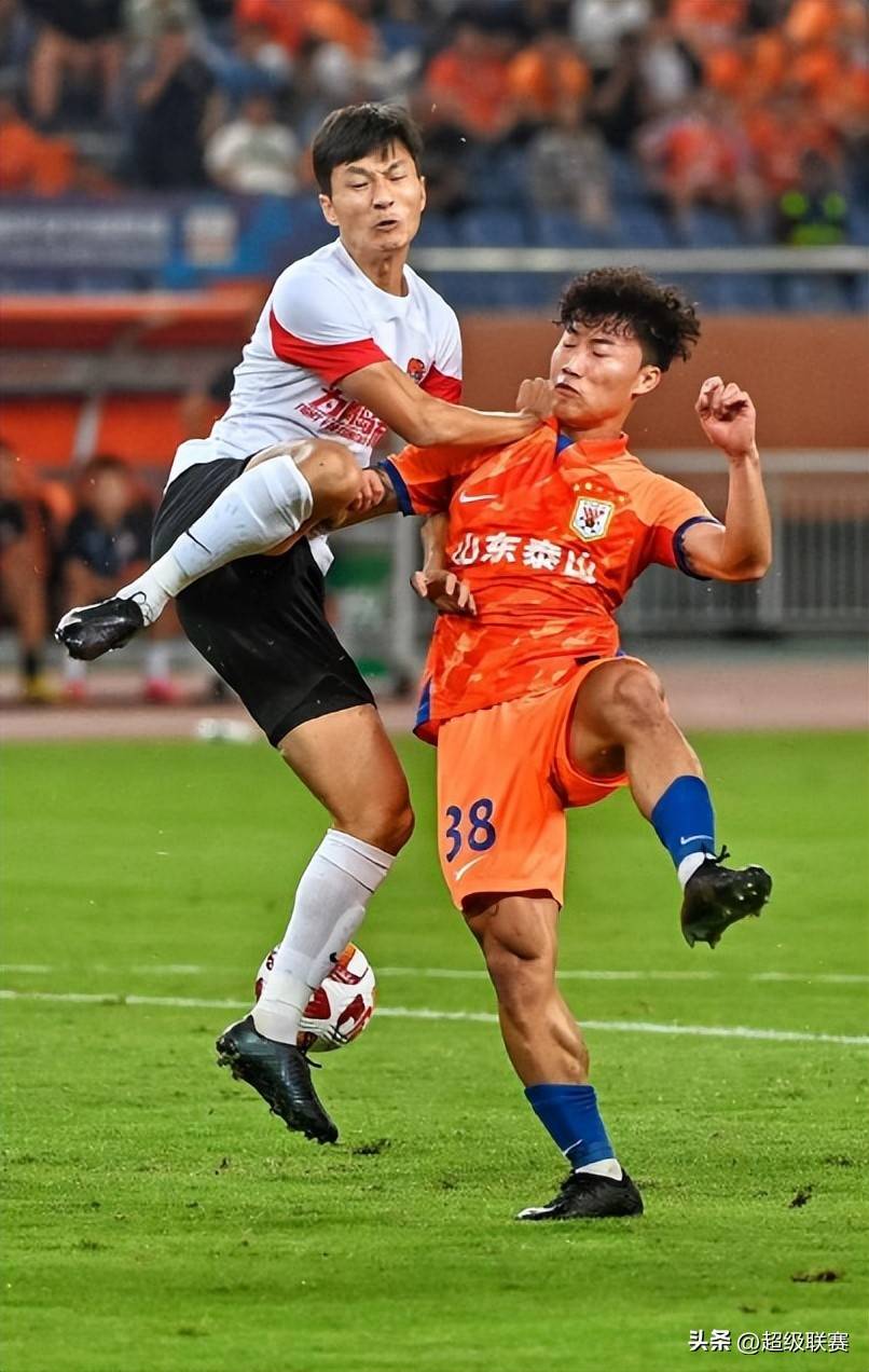 爱游戏唯一官方网站-转折点山东泰山豪取连胜，法甲窗口期攻防权衡，球迷炸锅，数据趋势出现新变化的简单介绍