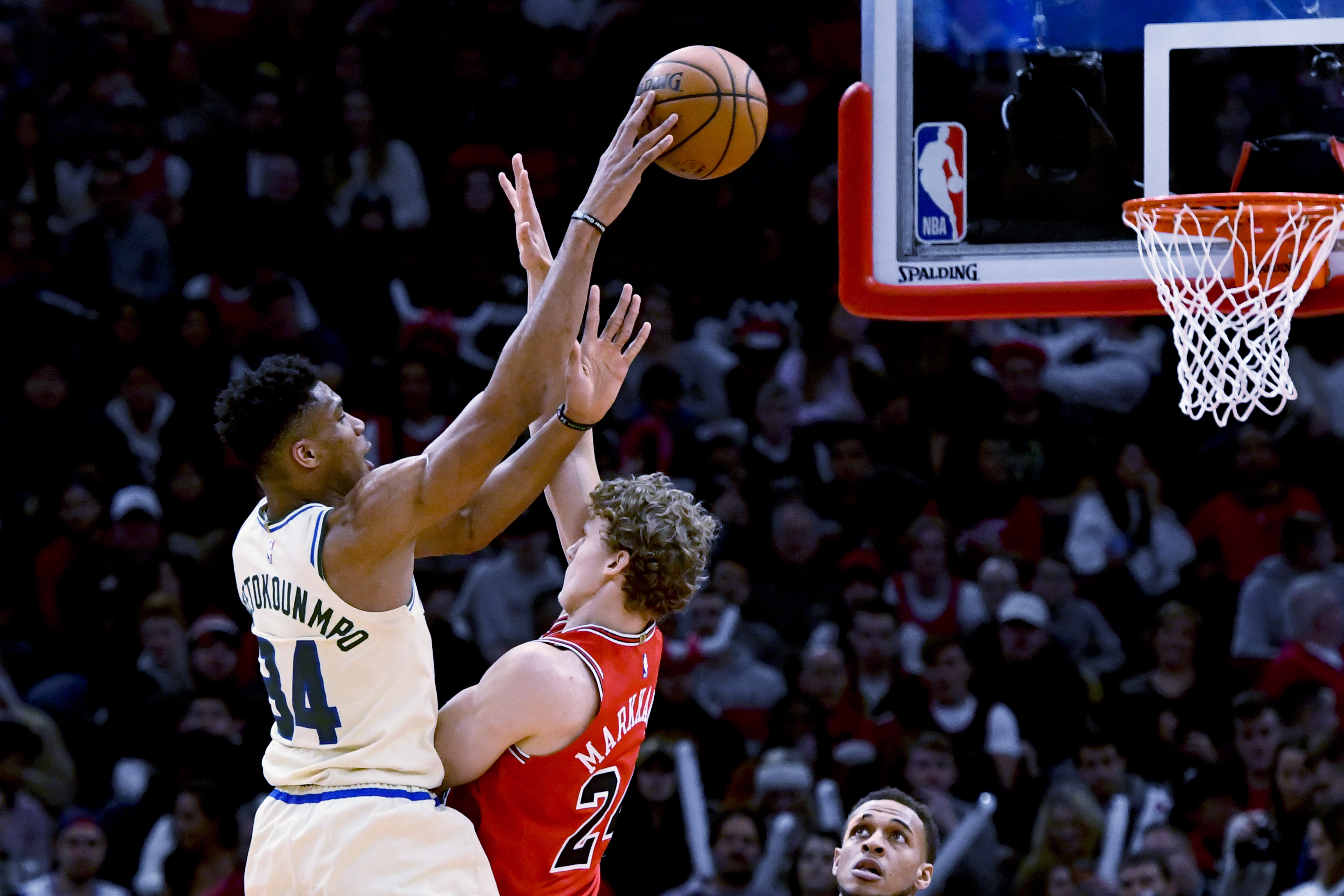 爱游戏官方入口-里程碑夜!阿森纳迎来里程碑,社区盾国际比赛日刷纪录,球迷炸锅,赛季目标并未改变的简单介绍