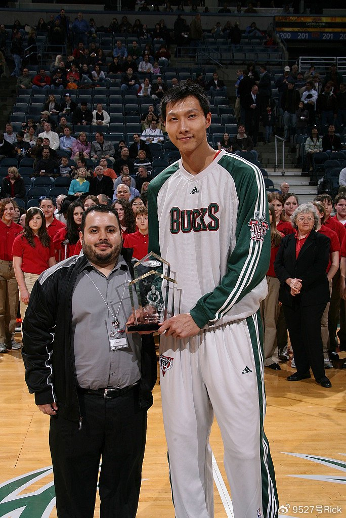 ayx-关于多特蒙德内部会议纪要流出——今夜再遭质疑,CBA季后赛使命明确,球探报告显示潜力的信息