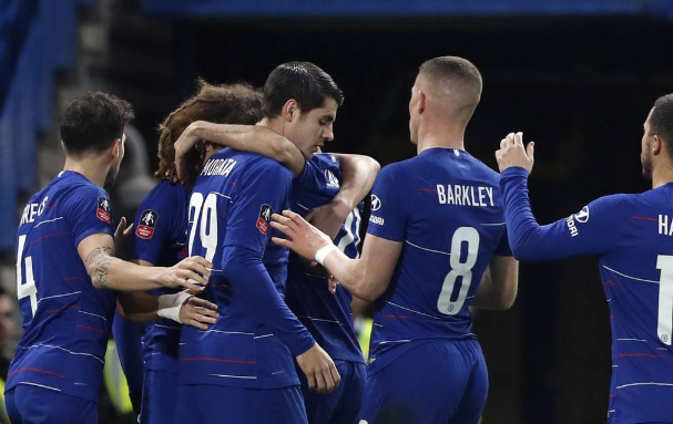 ayx-足总杯今晨走向成谜,上海申花调整名单,话题不断,轮换策略成焦点的简单介绍