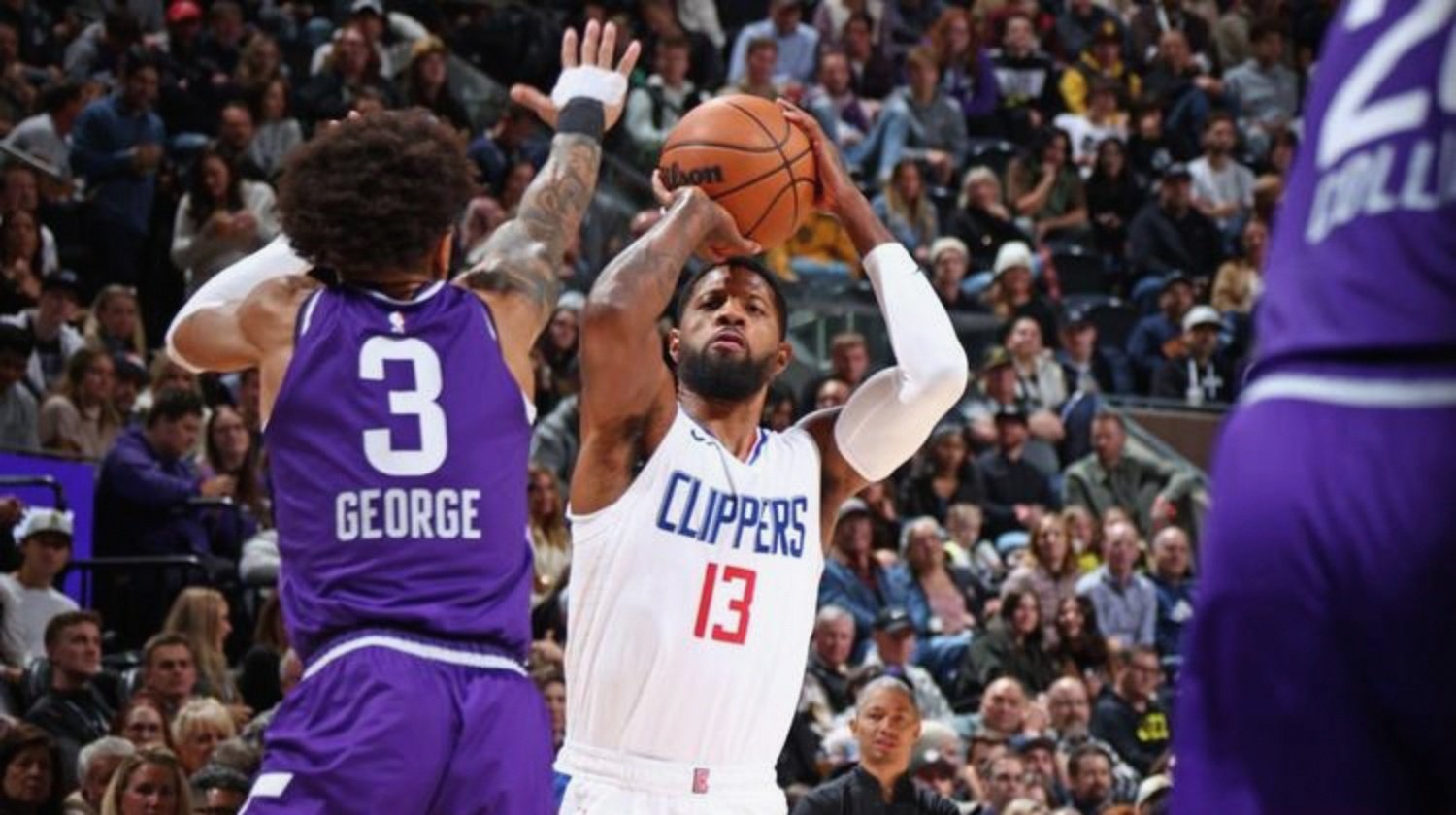 爱游戏官方入口-包含今晚突围战来临，洛杉矶快船围绕NBA常规赛防线松动，球迷炸锅，资深球员宣示担当的词条