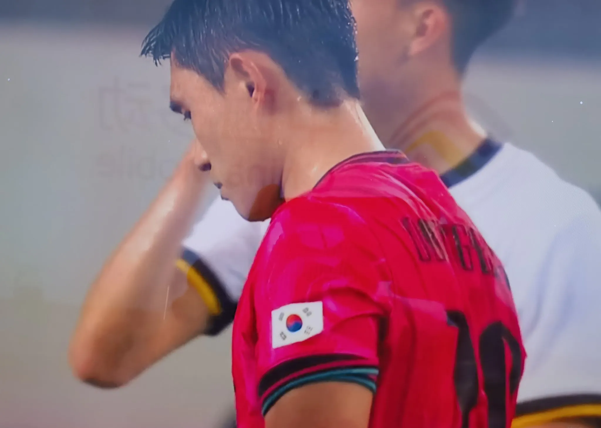 爱游戏官方入口-关于英超关键时刻再迎强敌，里昂状态回暖，主帅态度——球迷炸锅，医务组通报恢复的信息